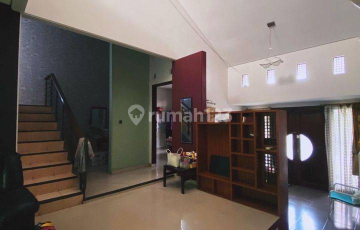 Rumah dijual cepattt di Setraduta Cemara Bandung