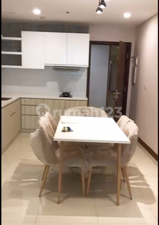Dijual Cepat Executive Studio Gallery West Residence Jakarta Barat Nego