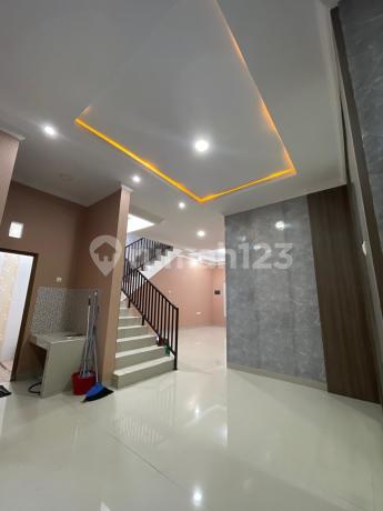 For Sale New Renovated House Inside Imperial Gading Pelindo Housing Complex, North Jakarta... (code.rmrg 2884) For Sale New Renovated House Inside Imperial Gading Pelindo Housing Complex, North Jakarta... (code.rmrg 2884)