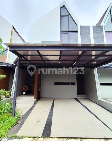 Rumah Second 2 Lantai di Grand Trevista Rempoa - Lt 105 Lb 161 - Harga 3 M Nego Rumah Second 2 Lantai di Grand Trevista Rempoa - Lt 105 Lb 161 - Harga 3 M Nego