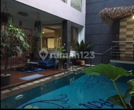 Rumah Mewah Semi-Furnished Private Pool Kav DKI Cipayung - SHM