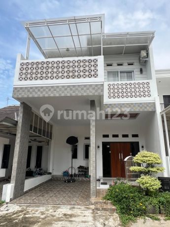 Rumah Modern Minimalis 2 LT Strategis, The Address Cibubur - SHM
