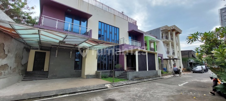 DIJUAL RUMAH BAGUS MURAH BAWAH PASAR PERUMAHAN PURI BUMI RESPATI CIPAYUNG JAKARTA TIMUR