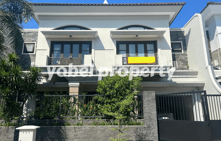 Rumah Lux Central Park Klampis Regency Surabaya