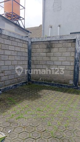 Rumah Lelang Segera di Antapani Town House Parakan Saat