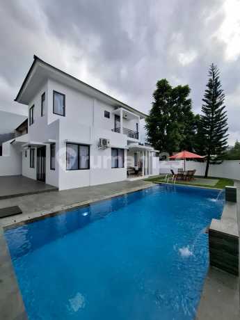 1 Unit Rumah Siap Huni Hook Full Purnish Surat SHM + Kolam Renang Cluster Sentul City Bogor 1 Unit Rumah Siap Huni Hook Full Purnish Surat SHM + Kolam Renang Cluster Sentul City Bogor