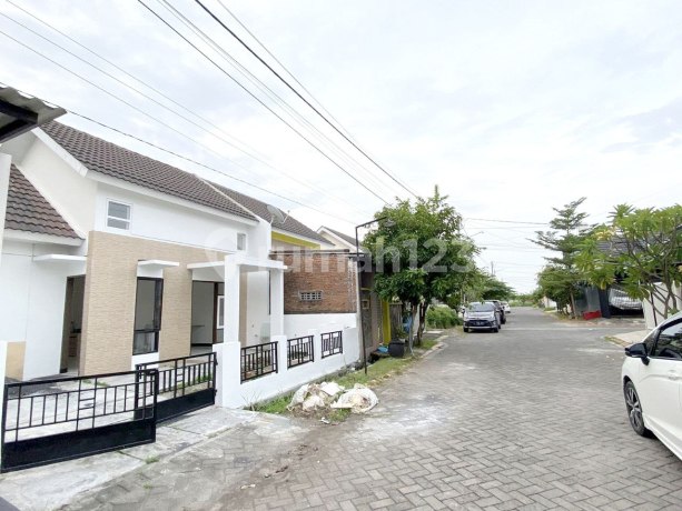 Rumah di Buduran Grand Surya Bagus 3Kamar Jalan Lebar Rumah di Buduran Grand Surya Bagus 3Kamar Jalan Lebar