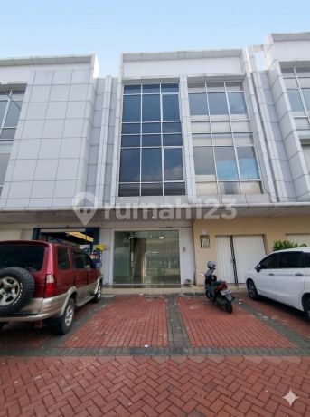 Disewakan Lantai 1 & 2 Ruko Bolsena Square Gading Serpong Sebrang Umn