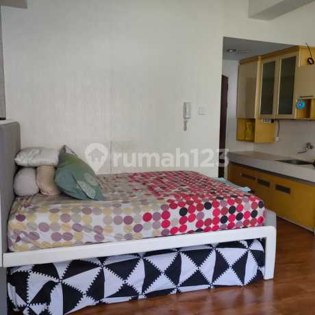 Dijual murah Apartemen Cosmopolis NK Dijual murah Apartemen Cosmopolis NK
