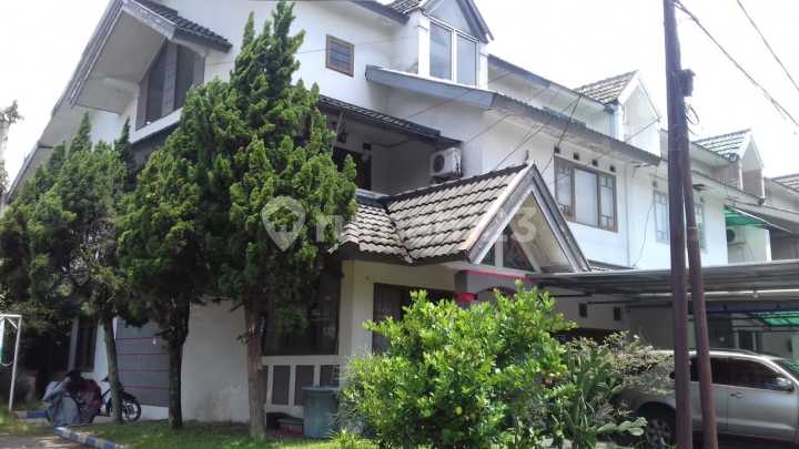Dijual Rumah Cantik Komplek Taman Hijau, Situ Aksan Bandung