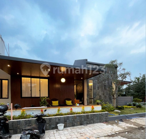 Price Drop!! Selling a Fully Furnished Luxury House Ready to Occupy in Kbp Price Drop!! Selling a Fully Furnished Luxury House Ready to Occupy in Kbp