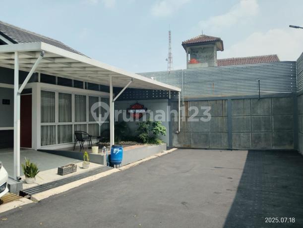 Dijual Rumah Luas Siap Huni Komplek The Paradise Regency Antapani
