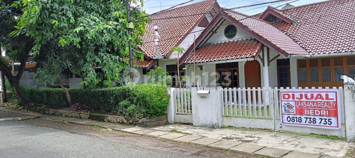 Rumah Di Dalam Komplex Di Pasar Minggu 