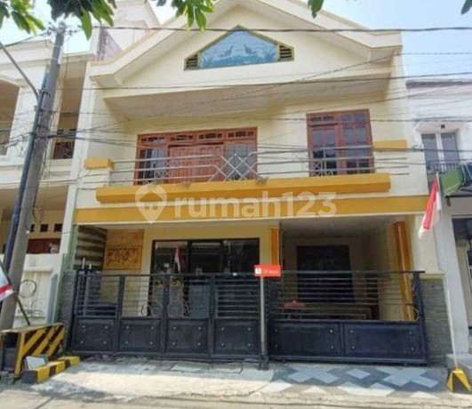 Rumah Semolowaru Indah Surabaya 180m2 SHM 2 Lantai Baru Renov Mepet Raya MERR Flash Sale Drop 300jt Rumah Semolowaru Indah Surabaya 180m2 SHM 2 Lantai Baru Renov Mepet Raya MERR Flash Sale Drop 300jt