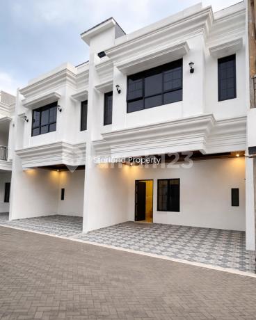 Rumah Siap Huni 2.5 Lantai Rooftop Free Biaya" di Bintaro Rumah Siap Huni 2.5 Lantai Rooftop Free Biaya" di Bintaro