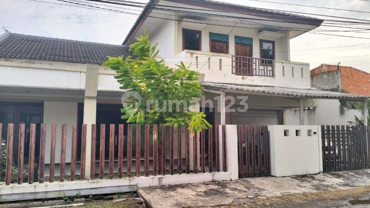 Rumah Jemur Andayani Surabaya Selatan Row Jalan 3Mobil Dekat Resto, Cafe, Hotel, Rs, Bank, Kantor Pos, Pasar Tradisional, Sekolah Tk - Sma Rumah Jemur Andayani Surabaya Selatan Row Jalan 3Mobil Dekat Resto, Cafe, Hotel, Rs, Bank, Kantor Pos, Pasar Tradisional, Sekolah Tk - Sma