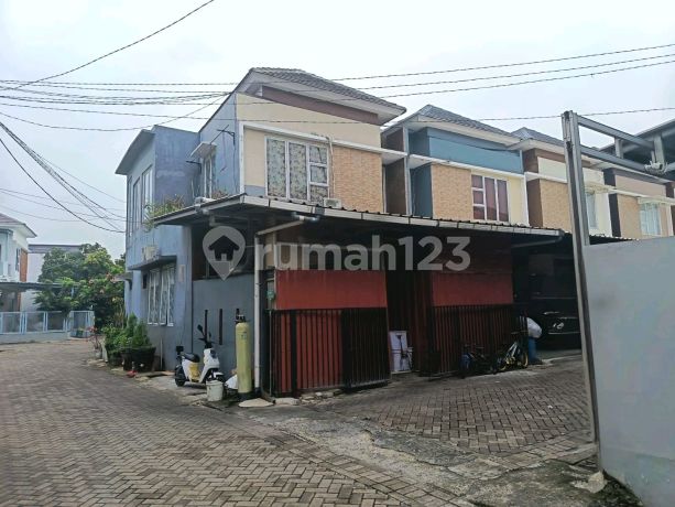 For Sale Magnolia Park 3 Corner House