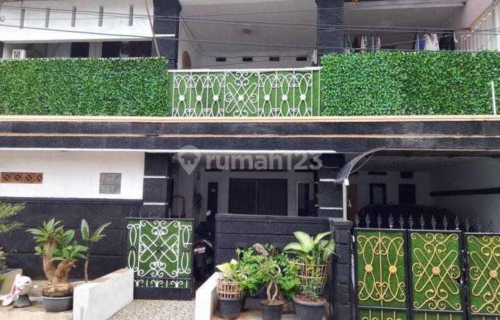 Dijual Rumah 2 Lantai Di Sbs Harapan Jaya Bekasi