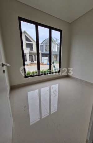 Rumah Cantik siap huni di Paramount Petals Cikupa Tangerang