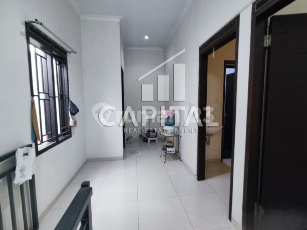 Rumah Nyaman 2 Lantai Siap Huni di Taman Holis Indah 2 Dekat Dengan BPK Benabur Rumah Nyaman 2 Lantai Siap Huni di Taman Holis Indah 2 Dekat Dengan BPK Benabur