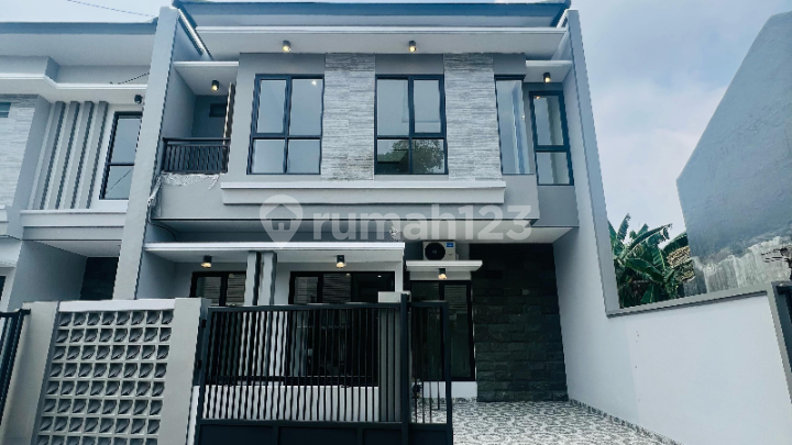 Rumah New Minimalis 2 Lantai Pakal Madya Asri Hadap Barat