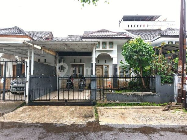 Rumah Bagus 2Lantai Dalam Komplek Arcamanik Dekat Griya Arcamanik. Rumah Bagus 2Lantai Dalam Komplek Arcamanik Dekat Griya Arcamanik.