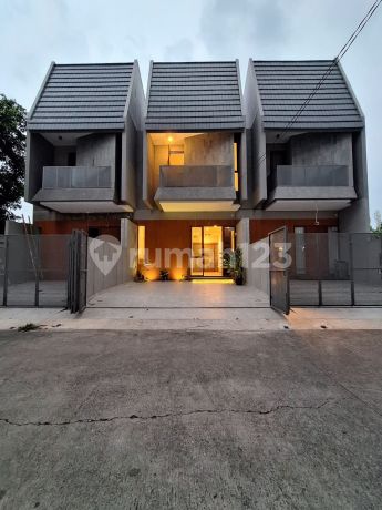 Ready-to-Occupy Minimalist House in a Complex in Kodau Jati Asih Bekasi