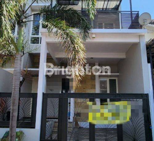 Rumah Jual siap Huni 2 Lantai Graha Mulia Malang ( Full Furnish)