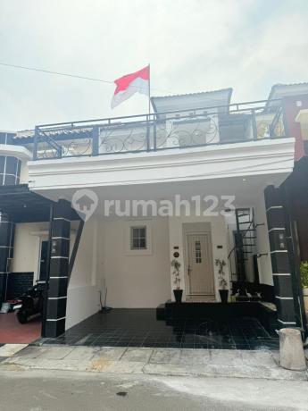 Rumah 2 Lantai Area Puri Beta 2 Dekat Busway