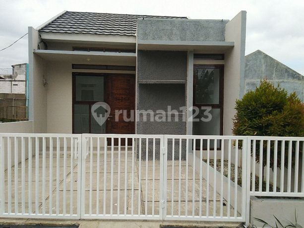 Turun Harga..rumah Minimalis Bangunan Baru Di Komplek Pilar Biru Turun Harga..rumah Minimalis Bangunan Baru Di Komplek Pilar Biru