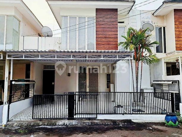 DIJUAL RUMAH EVERGREEN DE PARC GUNUNGANYAR - SEMI FURNISHED DIJUAL RUMAH EVERGREEN DE PARC GUNUNGANYAR - SEMI FURNISHED