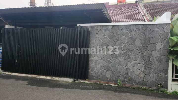 Jual Cepat! Rumah Strategis, Dekat Semua Kebutuhan! Jual Cepat! Rumah Strategis, Dekat Semua Kebutuhan!