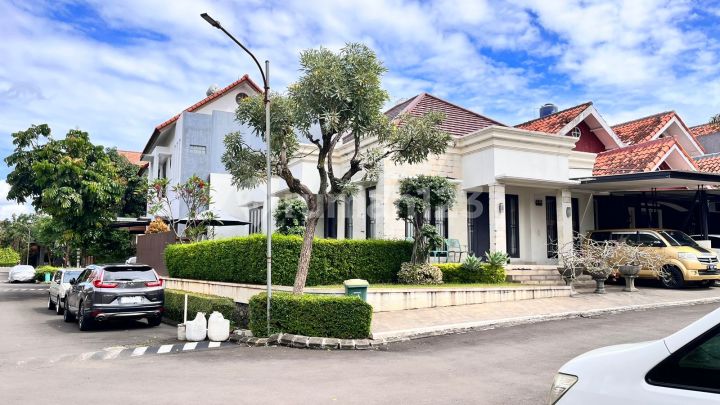 Rumah Bagus di Villa Cendana Ciputat Tangerang Selatan Rumah Bagus di Villa Cendana Ciputat Tangerang Selatan