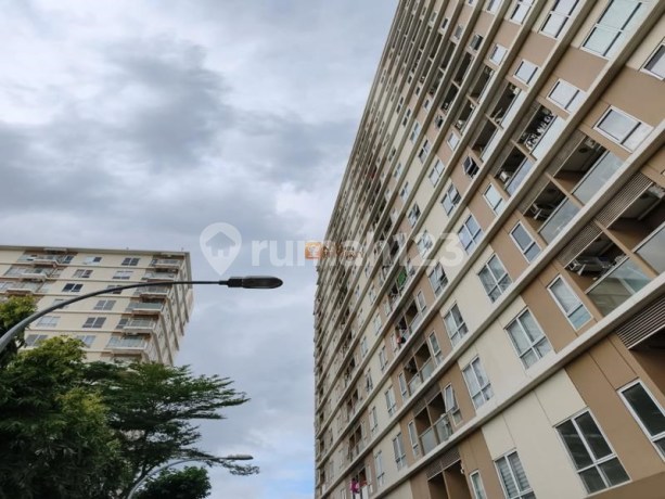 Kesempatan Langka! Apartemen Paradise Mansion 2Br - Dekat Puri Indah Mall, Tol Jorr & Bandara, Fasilitas Kolam Renang, Gym, Lapangan Basket, Jogging Track, Taman, Children Playground, Sauna & Jacuzzi