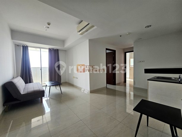 For Sale! West Vista Puri 2BR Furnish Hunian Siap Huni Dekat Puri Indah Mall,   Fasilitas Swimming Pool, Jacuzzi, Wellness Clubhouse, Jogging Track, Tennis Court, Yoga Patio, Private Lounge, BBQ Area, Rooftop Garden & Sky Garden