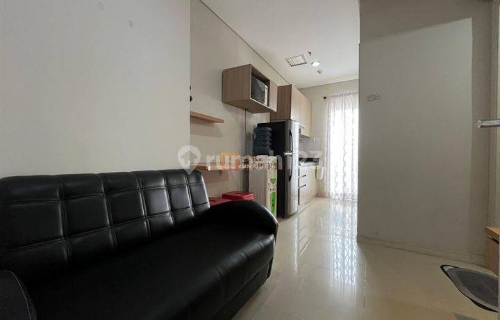 Dekat Mall Central Park, Fasilitas Kolam Renang, Track Jogging, Lapangan Basket, Gym, Billiard, Sky Garden, Dijual 1 Kamar Madison Park Furnish Interior
