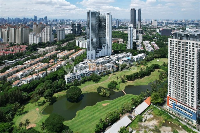 Private Lift & Golf View, Siap Huni 2BR Springhill Royale Suites Jakarta Pusat, Fasilitas Kolam Renang, Jacuzzi & Sauna, GYM, Rooftop Garden, Jogging Track, Sky Lounge & Function Hall, Playground, BBQ Area, Keamanan 24 Jam Access Card + CCTV