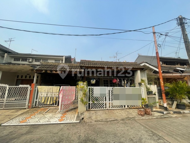 Dijual Rumah Strategis di Pondok Timur Mas Bekasi Dijual Rumah Strategis di Pondok Timur Mas Bekasi