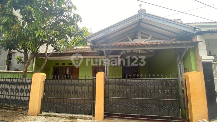 For Sale: Pondok Cipta House in Bintara, Bekasi.