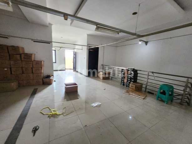 Rumah Cocok Untuk Gudang & Ruang Usaha Di Rajawali Sakti Bandung
