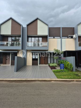 Luxury home Royal Spring Hertasning Makassar City