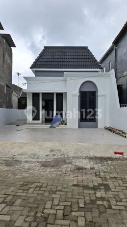 Ready to Occupy Newly Completed Building in P4a Pudakpayung Banyumanik Cash Only Free Fees Ready to Occupy Newly Completed Building in P4a Pudakpayung Banyumanik Cash Only Free Fees