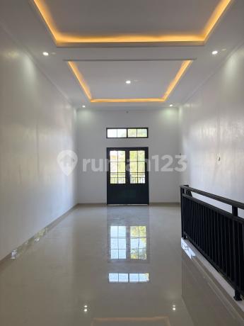 Ruko Baru 2 Lantai Selangah Ke Unnes Gunungpati Cocok Untuk Usaha / Kantor / Cafe / Salon / Butiq Ruko Baru 2 Lantai Selangah Ke Unnes Gunungpati Cocok Untuk Usaha / Kantor / Cafe / Salon / Butiq