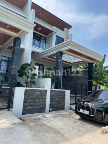 Rumah 2 Lantai Plus Kolam Renang Di Manyaran Smrg Barat Dekat Pintu Tol