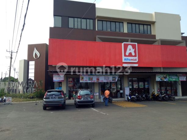 Ruko 3 Lantai di Ciparigi Bogor Utara Sedang Dipakai Alfamidi