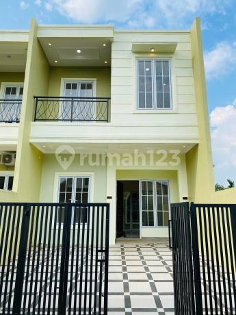 Rumah 2 Lantai Nempel Kawasan Gdc Alun-alun Dan Stasiun Rumah 2 Lantai Nempel Kawasan Gdc Alun-alun Dan Stasiun