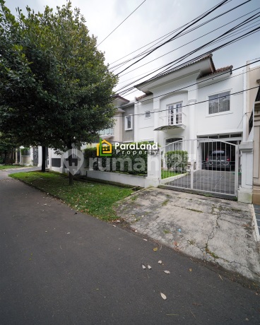 Rumah Siap Huni Rumah di Lokasi dan Posisi yang Istimewa Luas 9X20