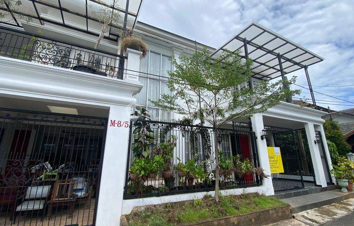 TURUN HARGA! RUMAH MEWAH SIAP HUNI DI DALAM KOMPLEK LARANGAN INDAH