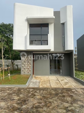 Rumah 2 Lantai Giantara Serpong City 1 Menit ke Tol Aeon BSD