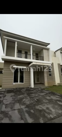 2-Storey Luxury House 9x20 in Giri Suvarna Sutera Cluster, Tangerang